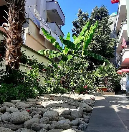 Laguna Гостевой дом 2*