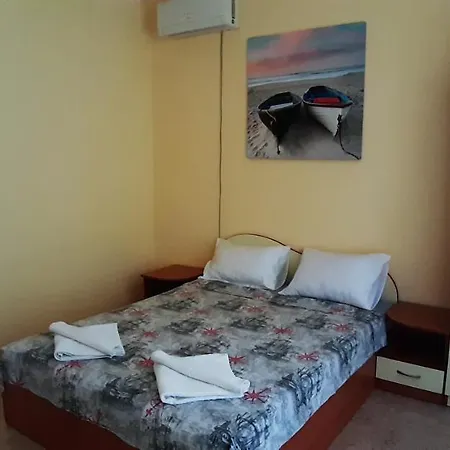 Laguna Гостевой дом 2*
