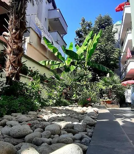 Laguna Affittacamere 2*