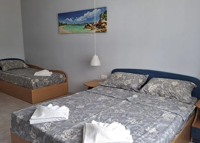 Laguna بيت ضيافة كيتن